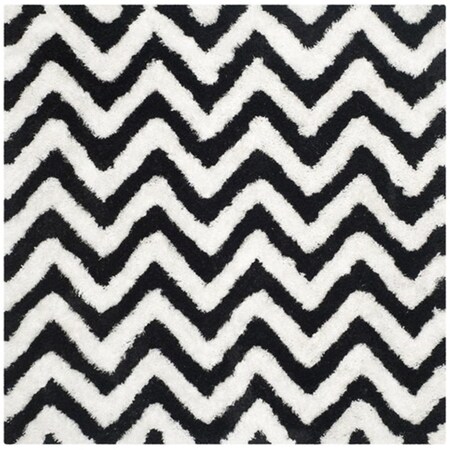 Safavieh Barcelona Shag Hand Tufted Square Rug- White - Black- 5 x 5 ft. BSG320C-5SQ